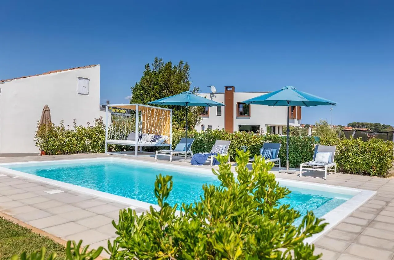 Amia Villa Pula 0*,  Croatia
